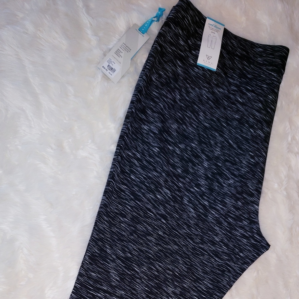 Livi Active leggings capri